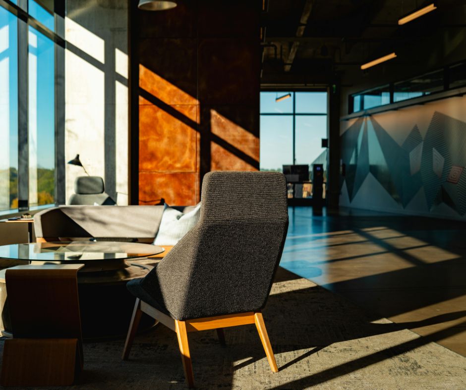 Service
                        Image 4